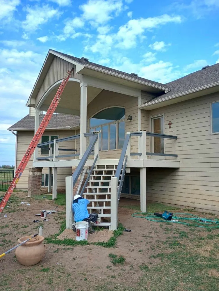 Slide of Eds Roofing