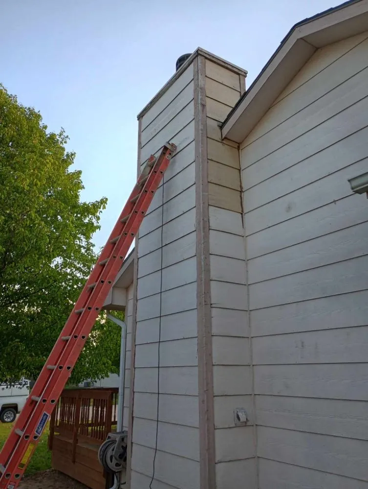 Slide of Eds Roofing