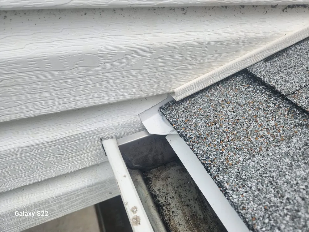 Slide of Edwards Roofing & Siding