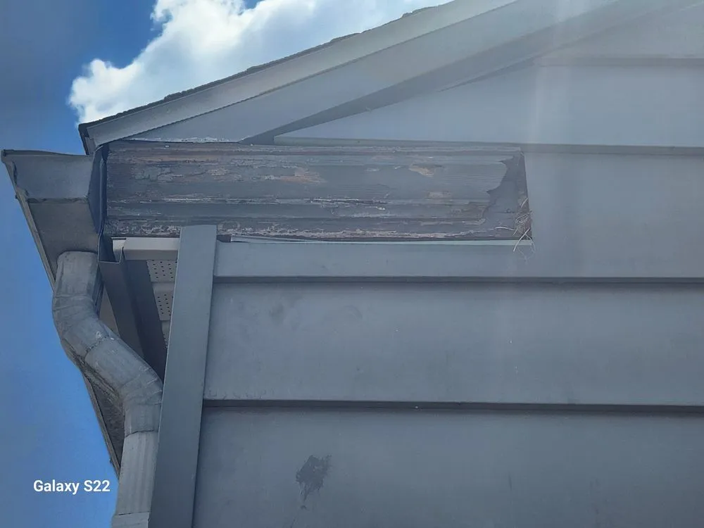 Slide of Edwards Roofing & Siding