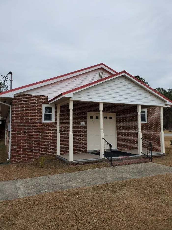 Slide of Edwards Roofing