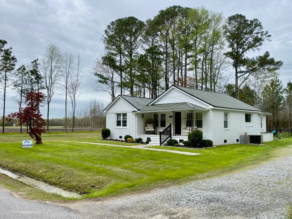 Slide of Edwards Roofing