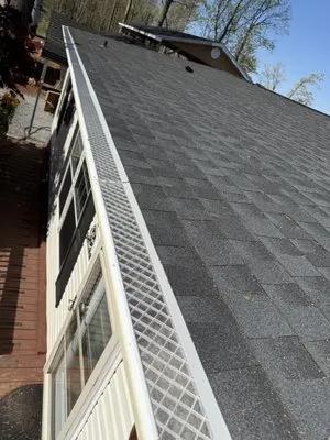 Edwards Williams LLC Logo