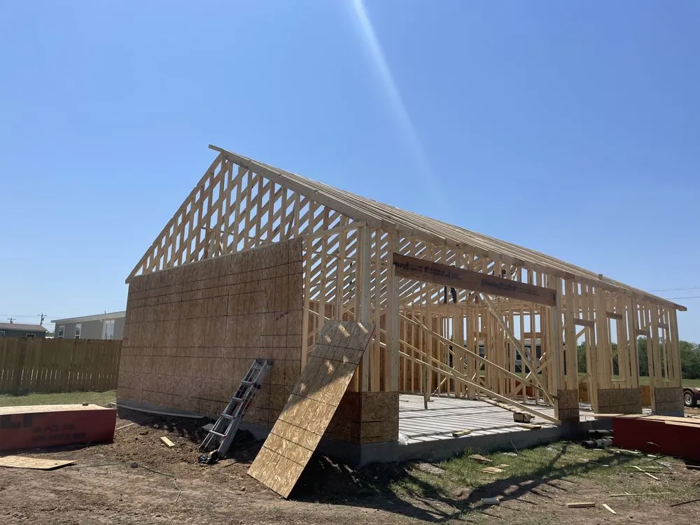 Professional roof inspection in Brazos Bend, TX - Edy’s Construction