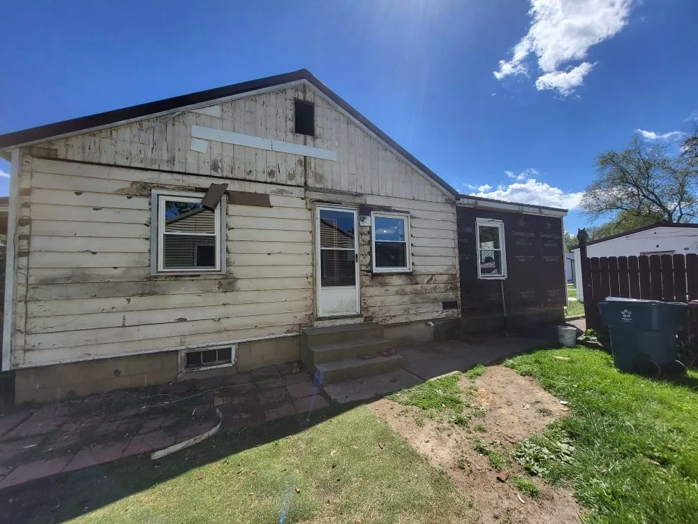 Slide of E&E Construction