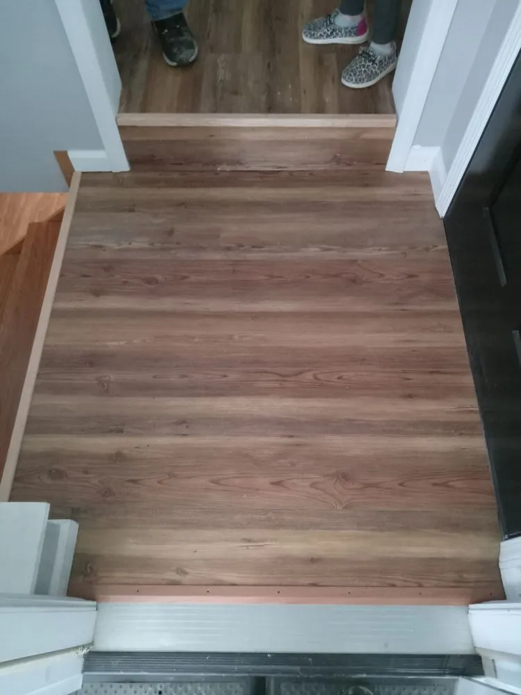 Slide of E&E Construction