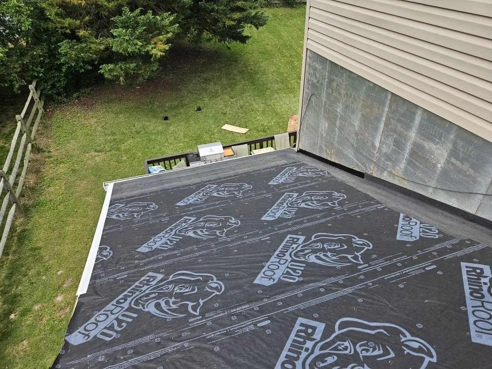 Slide of E&E Contracting