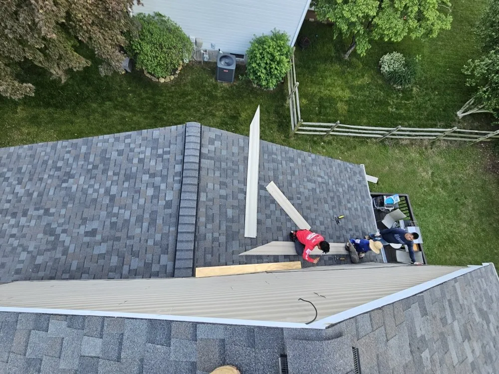 Slide of E&E Contracting