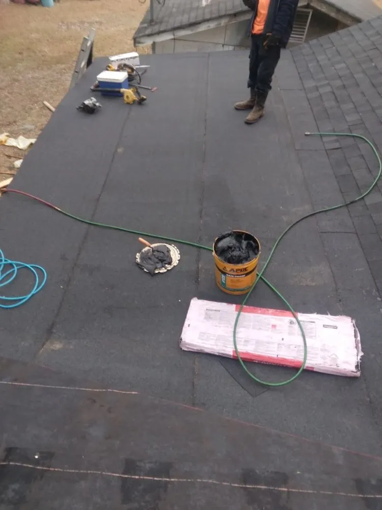 Slide of E&E Roofing and Repairs