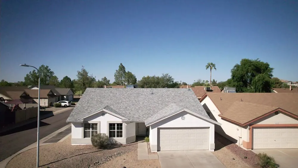 Slide of E&E Roofing