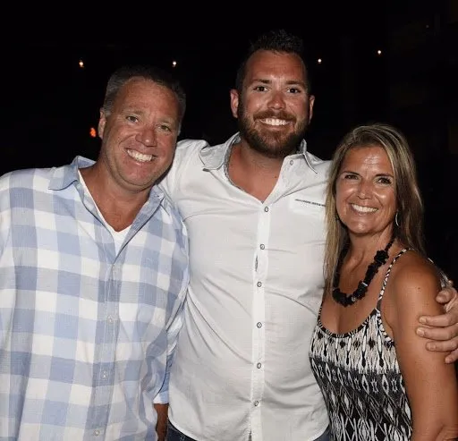 Slide of Eenigenburg Exteriors