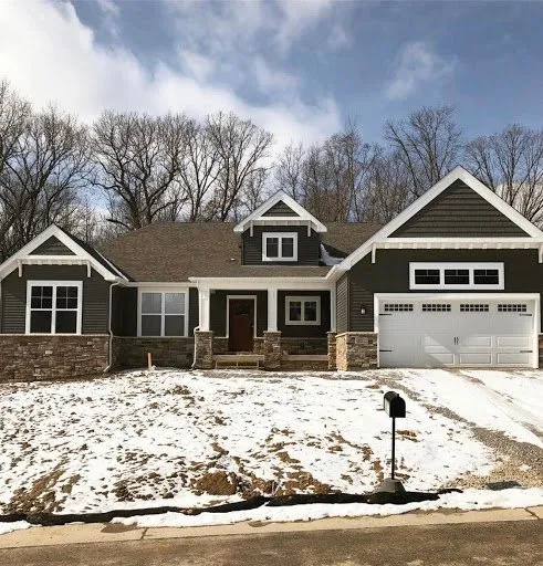 Slide of Eenigenburg Exteriors