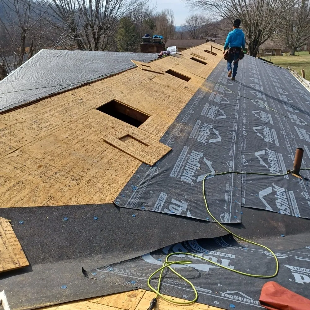 Slide of E&F Roofing & Construction