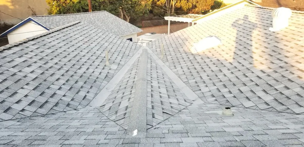 Reliable shingle roofing service same-day service across Harbor City, CA - Efficient Roofing