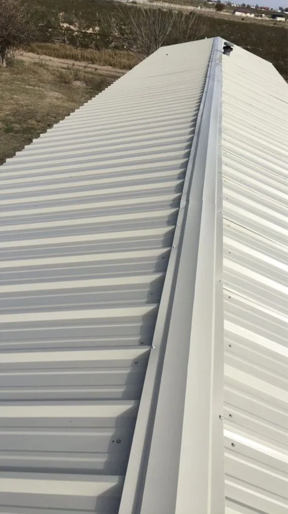 Slide of E&I Roofing & Welding Service