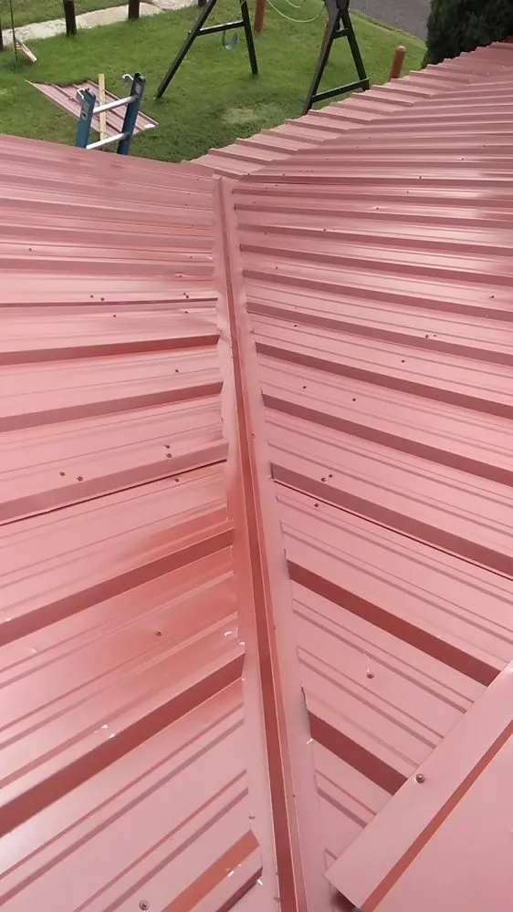 Slide of E&I Roofing & Welding Service