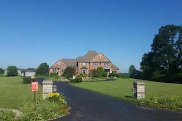 Slide of Eickhorst Construction