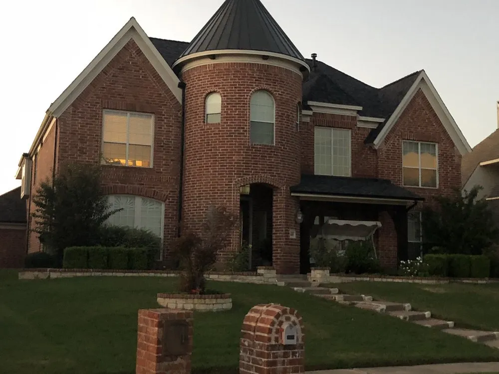 Slide of Einstein Roofing and Restoration