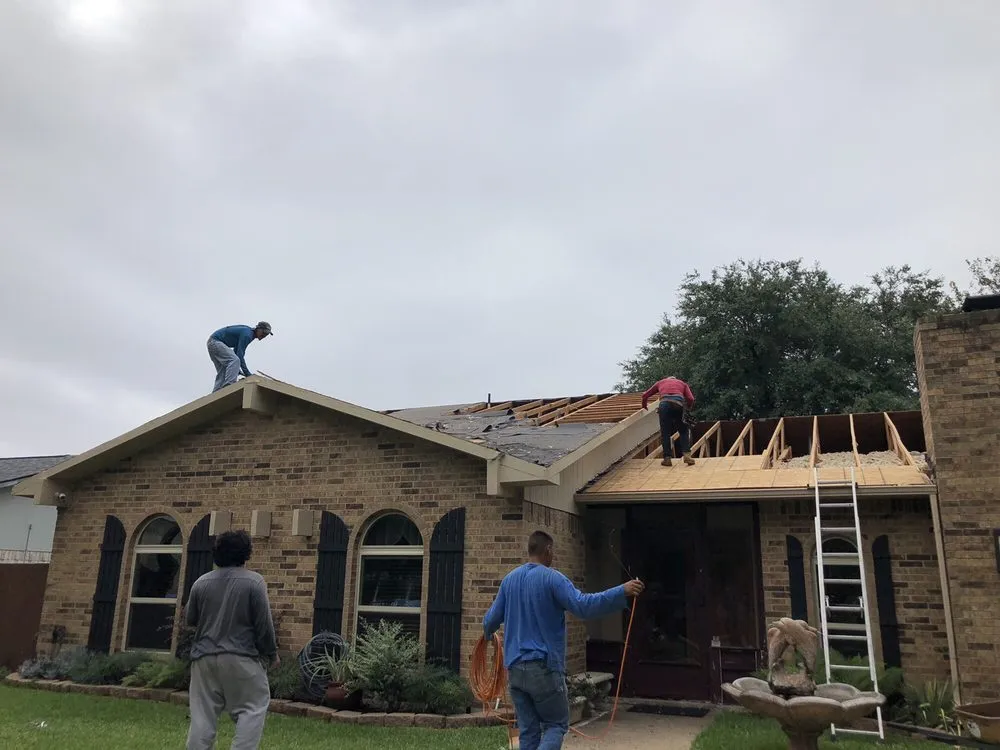 Slide of Einstein Roofing and Restoration