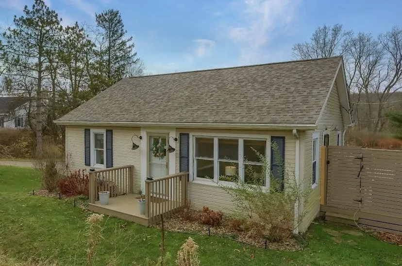 Slide of Eirhart Construction