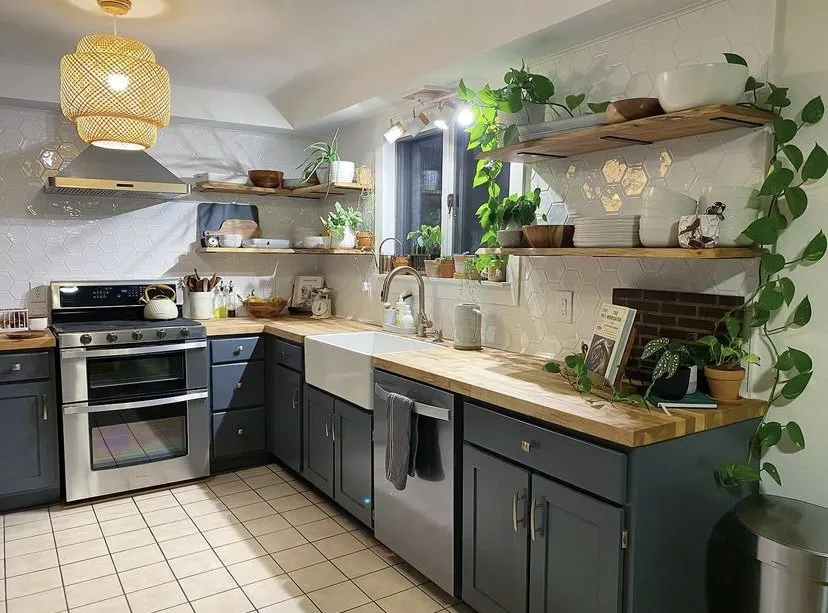 Slide of Eirhart Construction