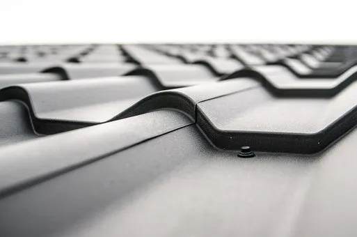 EJ Construction & Roofing Logo