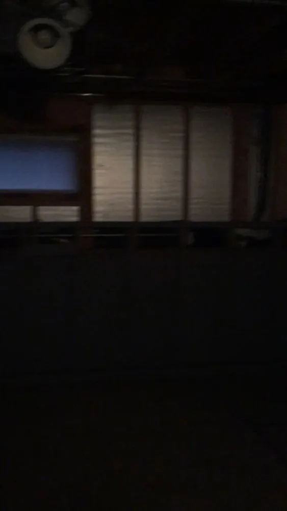 Slide of E&J Roofing