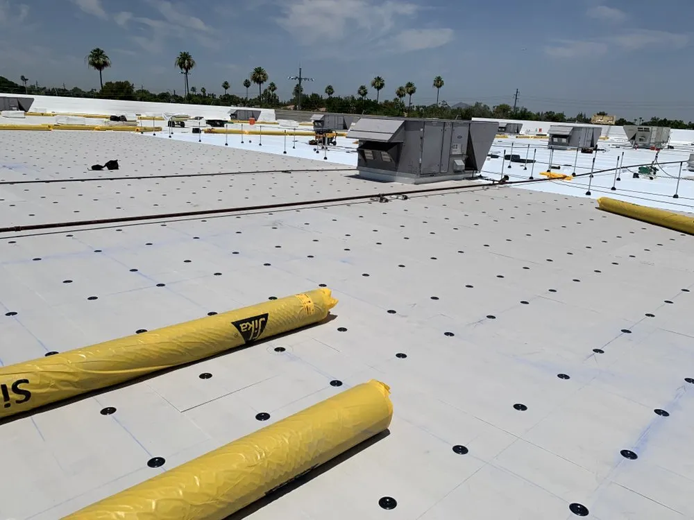 Slide of E&L Contractors