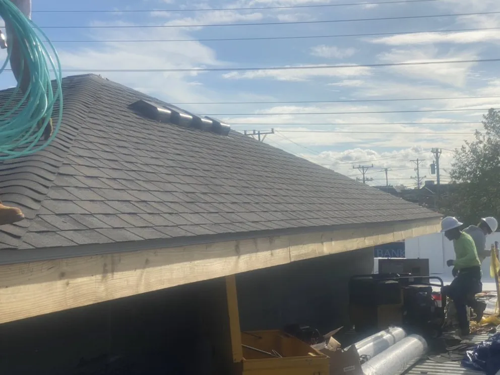 Slide of E&L Contractors