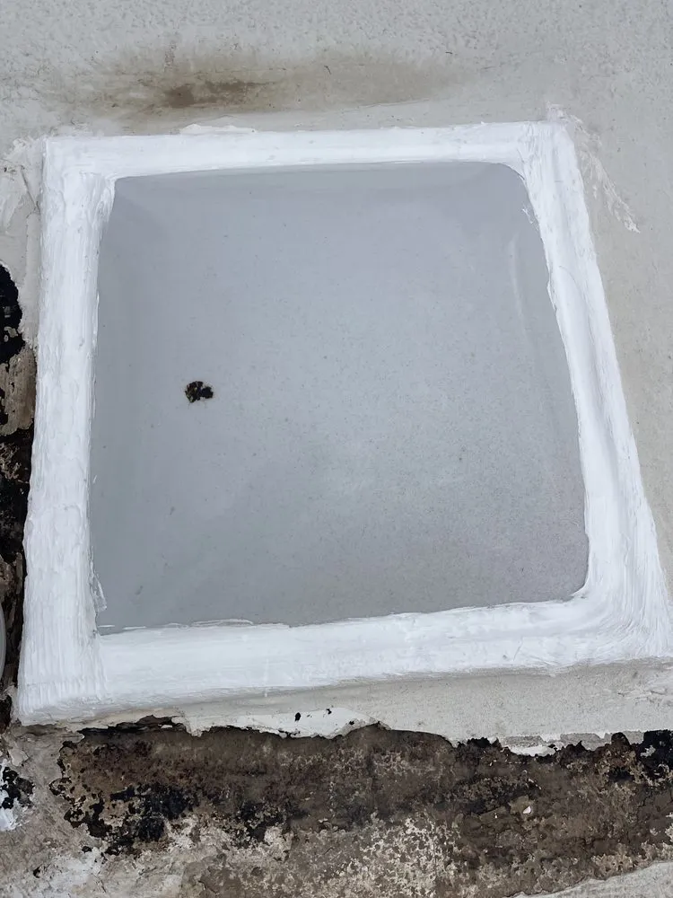 Slide of El Dorado Roofing