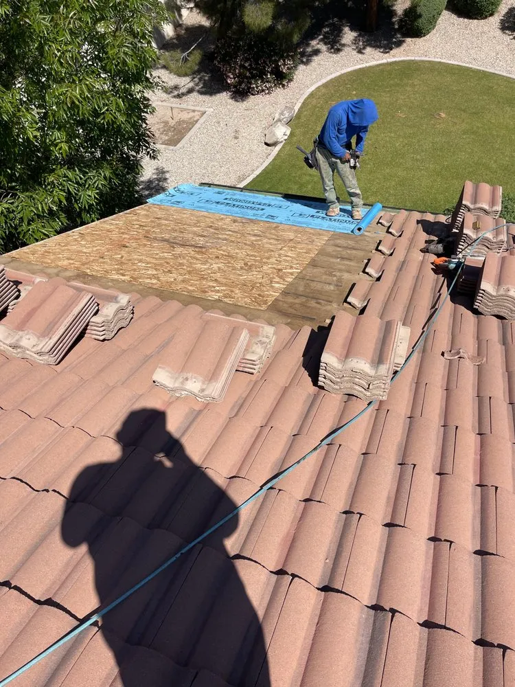 Slide of El Dorado Roofing