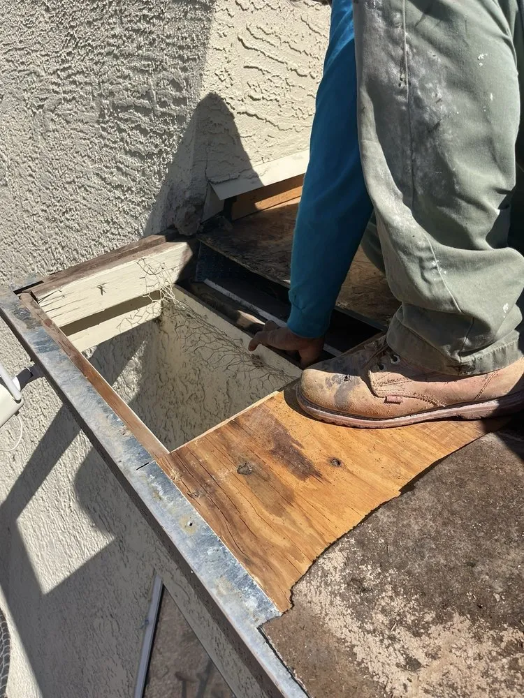 Slide of El Dorado Roofing