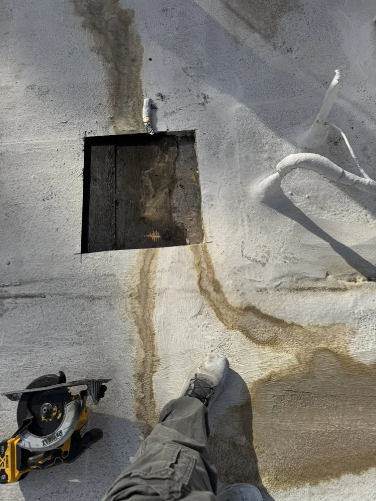 Slide of El Dorado Roofing