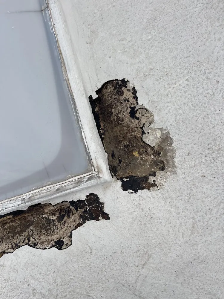 Slide of El Dorado Roofing