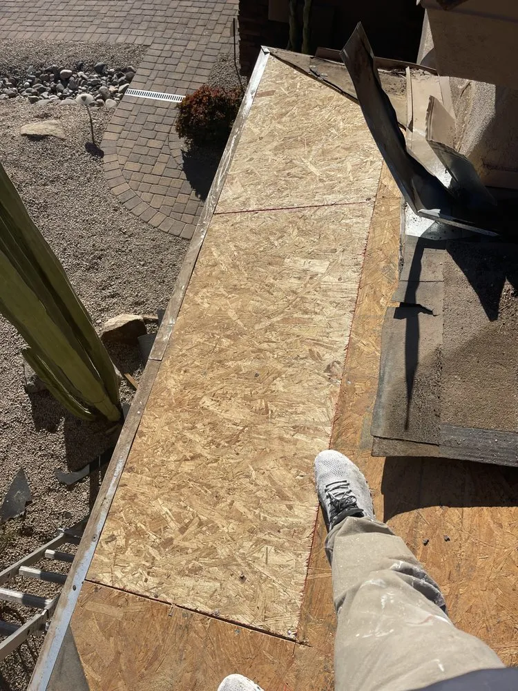 Slide of El Dorado Roofing