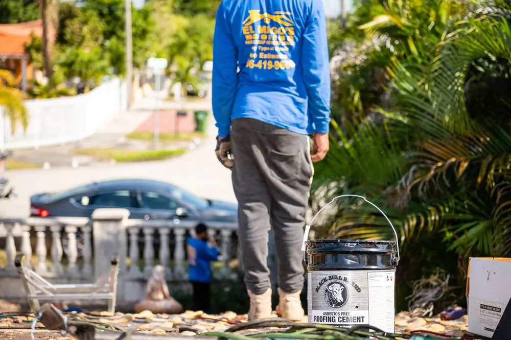 Slide of El Mago's Roofing