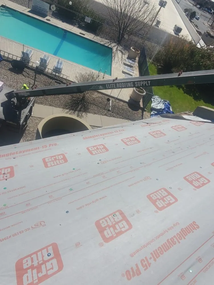 Slide of El Paso Roofing 915