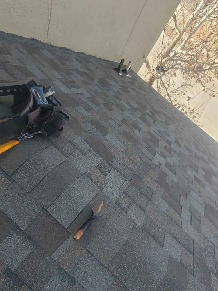 Slide of El Paso Roofing 915