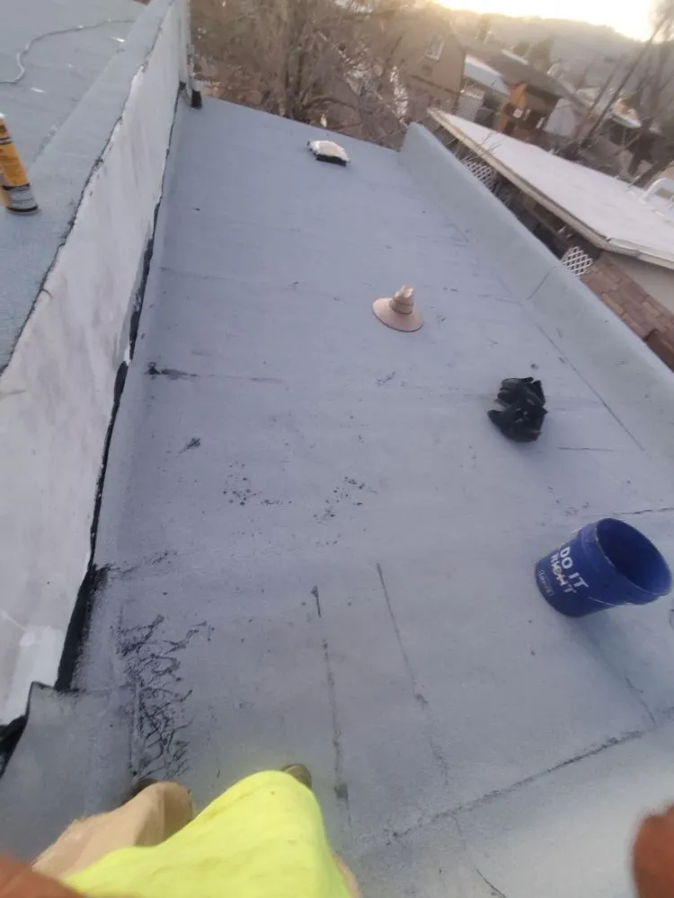 Slide of El Paso Roofing 915