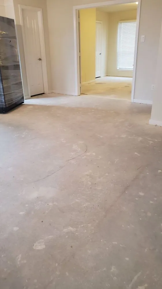 Slide of El Patron Services Construction