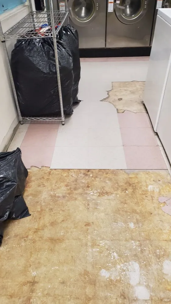 Slide of El Patron Services Construction