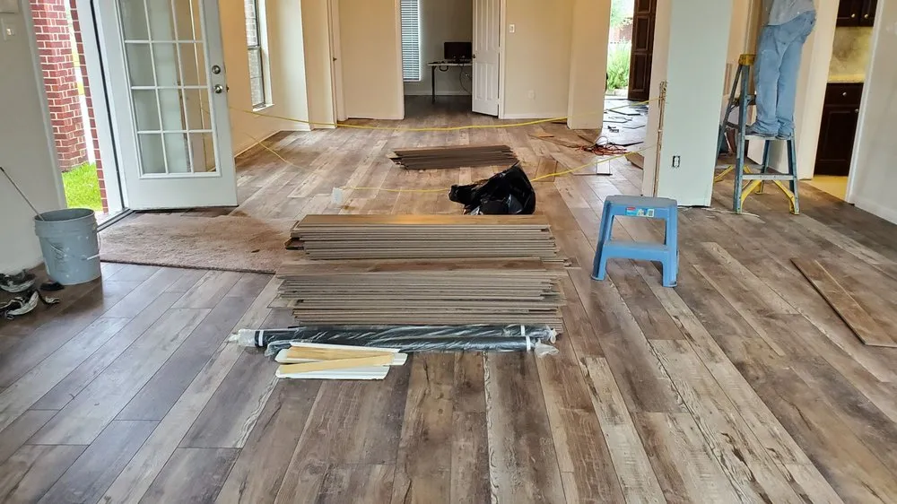 Slide of El Patron Services Construction