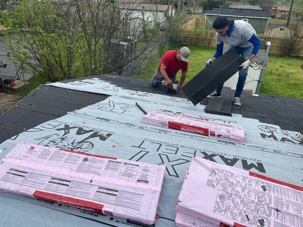 Slide of El Potosino Roofing and Construction