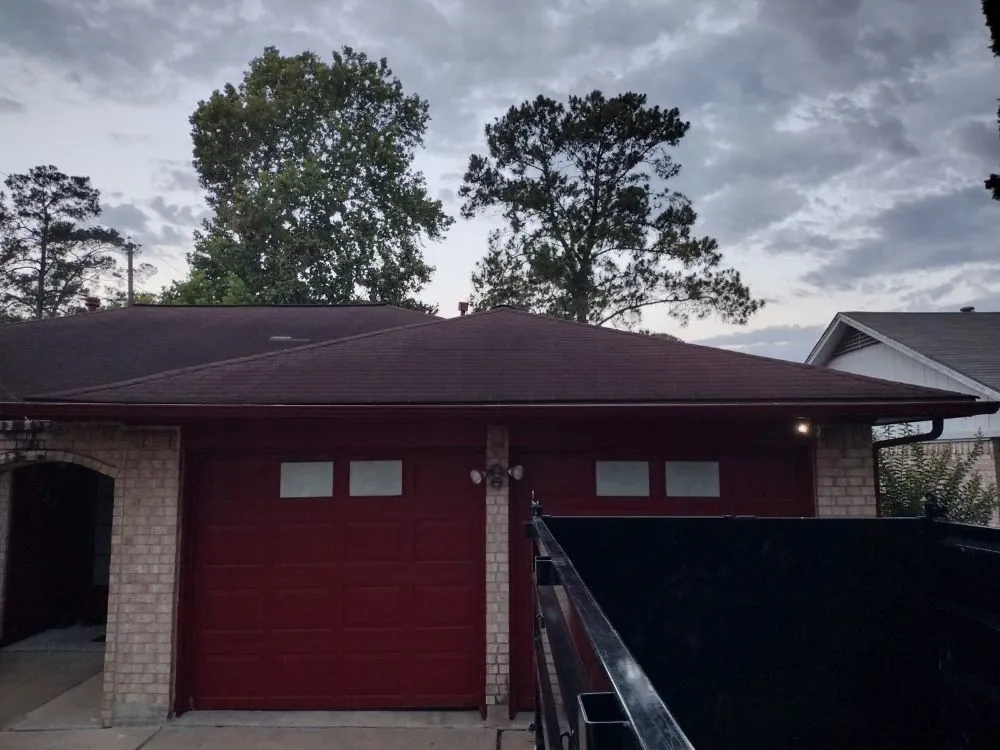 Slide of El Potosino Roofing and Construction
