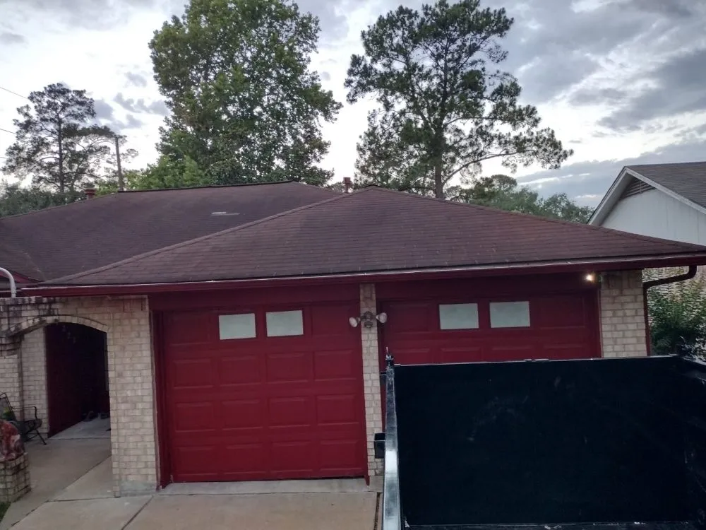 Slide of El Potosino Roofing and Construction