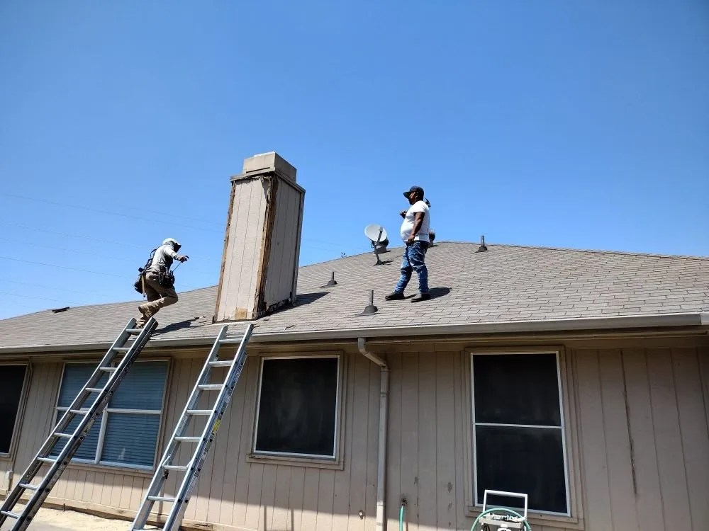 Slide of El Potosino Roofing and Construction