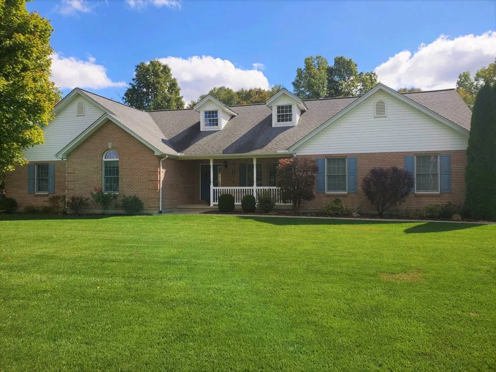 Slide of E&L Roofing