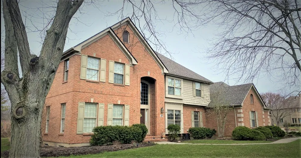 Slide of E&L Roofing