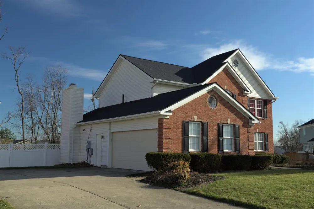 Slide of E&L Roofing