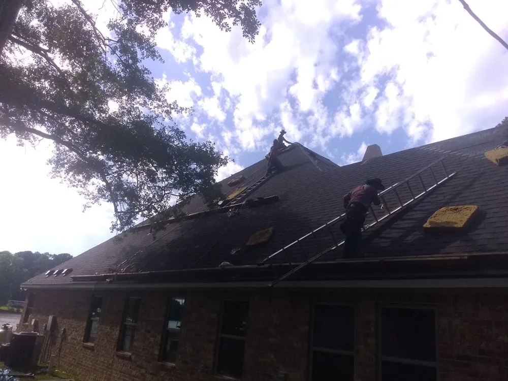 Slide of El Sol Roofing